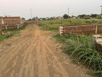 Image of 1000 Sq.ft Residential Plot / Land for sale in Shivala Par, Patna for Rs. 2700000