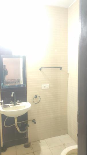 Pocket D, Sector 27 Bathroom 1