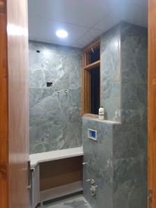 Common Bathroom Image of 1450 Sq.ft 4 BHK Apartment / Flat for sale in Goyal Luxury Homes by Goyal Builders, Deenpur New Delhi for Rs. 12300000