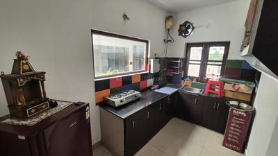 Kitchen Image of 2600 Sq.ft 2 BHK Builder Floor for rent in Trikuta Nagar Jammu for Rs. 25500