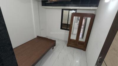 Bedroom Image of 700 Sq.ft 1 BHK Builder Floor for rent in Jahangirabad Surat for Rs. 12500