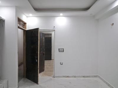 Living Room Image of 1050 Sq.ft 2 BHK Apartment / Flat for sale in Sector 101 Noida for Rs. 4400000