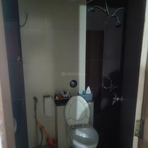 Bathroom Image of 1050 Sq.ft 2 BHK Apartment / Flat for rent in Pristine Fontana, Bavdhan Pune for Rs. 32000