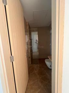 Bathroom Image of 750 Sq.ft 2 BHK Apartment / Flat for sale in Piramal Aranya, Byculla Mumbai for Rs. 34000000