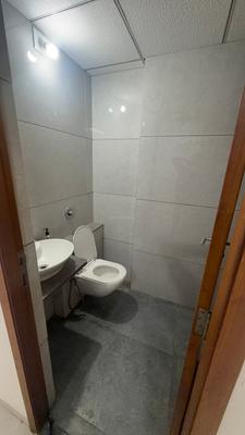 Image of 1950 Sq.ft 3 BHK Apartment / Flat for rent in Sola, Ahmedabad for Rs. 30000