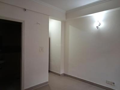 Bedroom Image of 1295 Sq.ft 3 BHK Apartment / Flat for rent in Supertech Ecociti, Sector 137 Noida for Rs. 38000