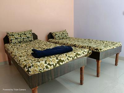 Bedroom Image of Kartik Boys Hostel  in Sector 17, Gurgaon