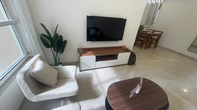 Living Room Image of 1250 Sq.ft 2.5 BHK Apartment / Flat for sale in Kalpataru Radiance, Goregaon West Mumbai for Rs. 38000000