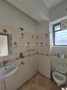 Image of 1450 Sq.ft 3 BHK Apartment / Flat for rent in Uzan Bazar, Guwahati for Rs. 30000