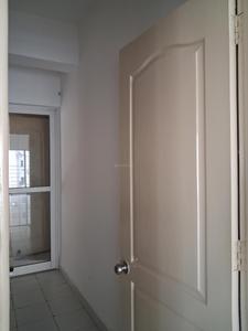 Kitchen Image of 1565 Sq.ft 3 BHK Apartment / Flat for sale in Paras Tierea, Sector 137 Noida for Rs. 13000000
