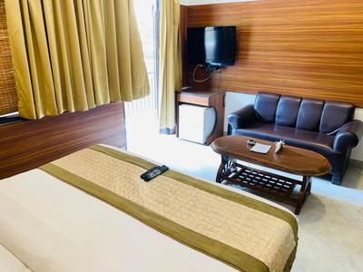 Bedroom Image of Urbanroomz Coliving PG in DLF Phase 2, Gurgaon