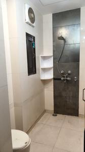 Bathroom Image of 1200 Sq.ft 3 BHK Builder Floor for rent in Janakpuri New Delhi for Rs. 38000