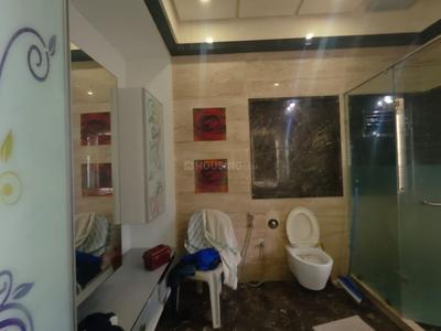 Bathroom Image of 6750 Sq.ft 5 BHK Villa for sale in Prahlad Nagar Ahmedabad for Rs. 83100000