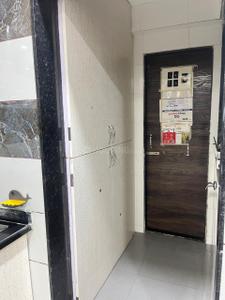 Kitchen Image of 2200 Sq.ft 3 BHK Apartment / Flat for sale in Scarlet Heights, Satellite Ahmedabad for Rs. 15000000