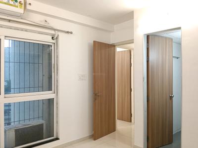 Bedroom Image of 900 Sq.ft 1.5 BHK Apartment / Flat for rent in Godrej Emerald, Kasarvadavali Thane for Rs. 27555