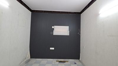 Bedroom Image of 650 Sq.ft 2 BHK Apartment / Flat for rent in Pitampura New Delhi for Rs. 26000