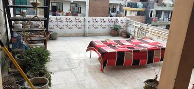 Balcony Image of 1000 Sq.ft 3 BHK Apartment / Flat for sale in Shalimar Garden Ghaziabad for Rs. 6000000
