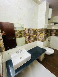 Bathroom Image of Sneha Girls PG Nearby Unitech Cyber Park  in Sector 39, Gurgaon