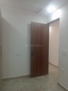 Bedroom Image of 550 Sq.ft 1 BHK Builder Floor for sale in Shalimar Bagh New Delhi for Rs. 4500000