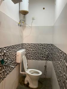 Image of 900 Sq.ft 2 BHK Apartment / Flat for rent in Saket, New Delhi for Rs. 31500