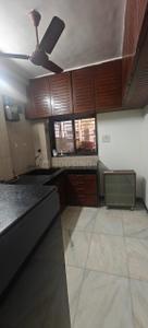 Kitchen Image of 800 Sq.ft 2 BHK Apartment / Flat for rent in Bandra West Mumbai for Rs. 140000