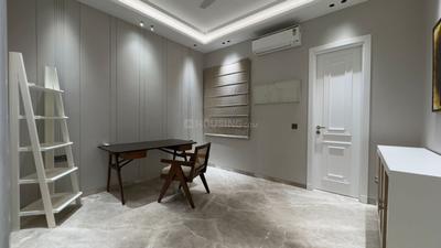 Bedroom Image of 2700 Sq.ft 4 BHK Builder Floor for sale in Greater Kailash II New Delhi for Rs. 115000000