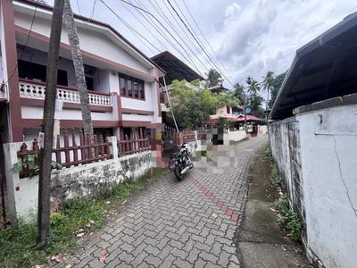 Image of 1800 Sq.ft 3 BHK Independent House for sale in Vyttila, Kochi for Rs. 14000000