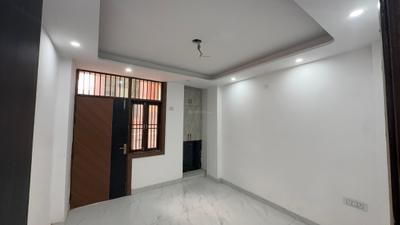 Bedroom Image of 1000 Sq.ft 3 BHK Apartment / Flat for sale in Chhattarpur New Delhi for Rs. 6200000