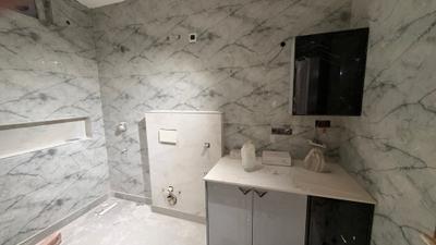Image of 1350 Sq.ft 3 BHK Apartment / Flat for sale in Paschim Vihar, New Delhi for Rs. 24000000