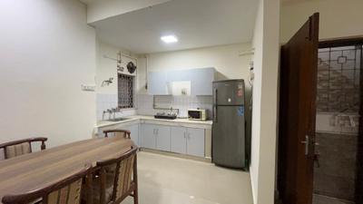 Kitchen Image of 1000 Sq.ft 3 BHK Builder Floor for rent in Gautam Nagar New Delhi for Rs. 62000