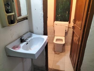 Bathroom Image of 2400 Sq.ft 6 BHK Independent House for sale in Thatipur Gwalior for Rs. 21000000
