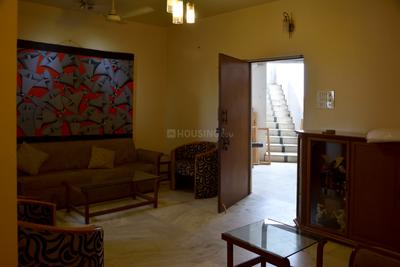 Living Room Image of 1700 Sq.ft 3 BHK Apartment / Flat for sale in Race Course Vadodara for Rs. 6600000