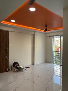 Hall Image of 750 Sq.ft 2 BHK Apartment / Flat for sale in Vaibhavlaxmi Queens Glory, Chembur Mumbai for Rs. 15500000