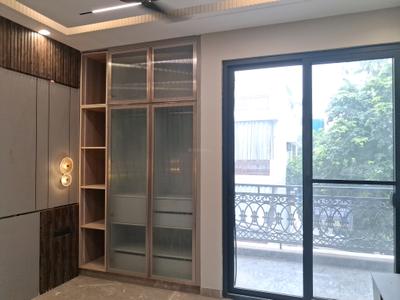 Bedroom Image of 1350 Sq.ft 3 BHK Builder Floor for sale in Paschim Vihar New Delhi for Rs. 27500000