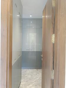 Bathroom Image of 5400 Sq.ft 4 BHK Builder Floor for sale in Vasant Vihar New Delhi for Rs. 190000000