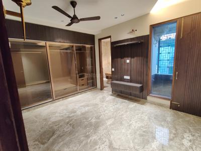 Bedroom Image of 1620 Sq.ft 3 BHK Builder Floor for sale in Surajmal Vihar New Delhi for Rs. 32500000