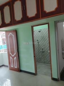 Bedroom Image of 1300 Sq.ft 3 BHK Apartment / Flat for rent in Adambakkam Chennai for Rs. 35000