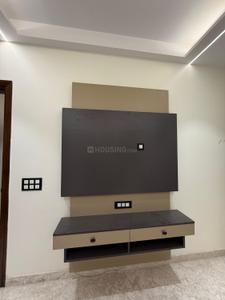 Bedroom Image of 1250 Sq.ft 3 BHK Builder Floor for sale in Vikaspuri New Delhi for Rs. 21500000