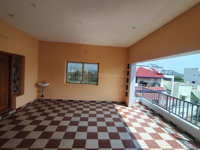 Balcony Image of 1260 Sq.ft 2 BHK Builder Floor for rent in Aranmanai Pudhur Theni for Rs. 10000