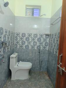 Bathroom Image of 1600 Sq.ft 3 BHK Apartment / Flat for sale in Narayanguda Hyderabad for Rs. 13500000