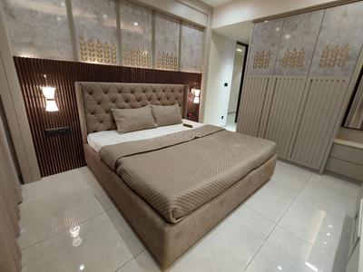 Bedroom Image of 1350 Sq.ft 3 BHK Apartment / Flat for sale in Darshanam Twin Tower, Atladara Vadodara for Rs. 6058000