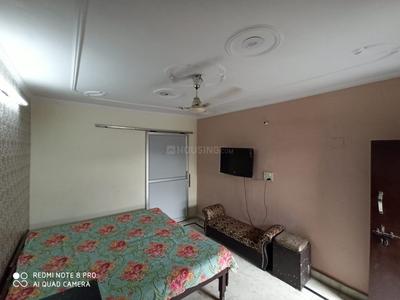 Bedroom Image of PG home in Kalkaji, New Delhi