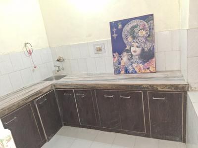 Kitchen Image of 1500 Sq.ft 1 BHK Builder Floor for rent in Indira Nagar Lucknow for Rs. 10000