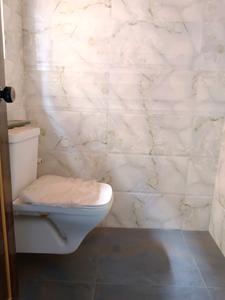 Common Bathroom Image of 1150 Sq.ft 3 BHK Apartment / Flat for sale in Anupam, Purbalok Kolkata for Rs. 8050000