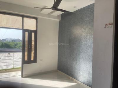 Bedroom Image of 900 Sq.ft 2 BHK Builder Floor for rent in Nehra Royal Avenue, Sector 75 Noida for Rs. 24000