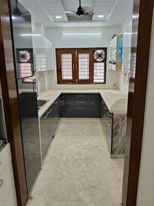 Kitchen Image of 1800 Sq.ft 3 BHK Builder Floor for rent in Paschim Vihar New Delhi for Rs. 55000