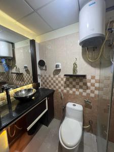 Image of 1000 Sq.ft 2 BHK Apartment / Flat for sale in Esteem Splendor, Adugodi, Bengaluru for Rs. 23000000