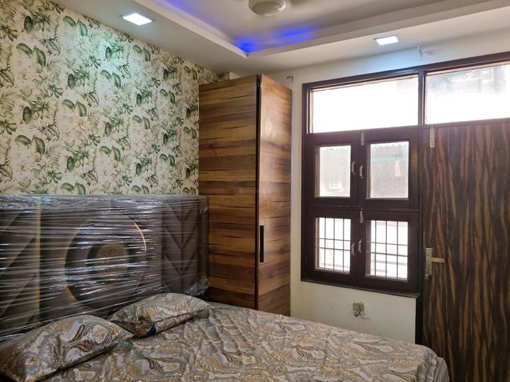 Mahavir Enclave Part 1, Mahavir Enclave Main Image 1