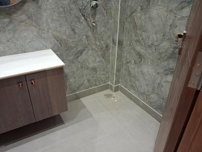 Image of 1250 Sq.ft 3 BHK Builder Floor for sale in Vikaspuri, New Delhi for Rs. 21500000