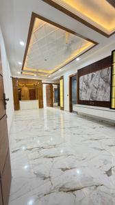 Living Room Image of 1750 Sq.ft 4 BHK Apartment / Flat for sale in Sector 73 Noida for Rs. 7695000